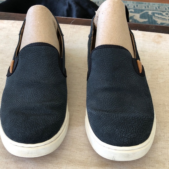 OluKai Shoes - OluKai Women’s Slip-On Sneakers in Navy with White Sole